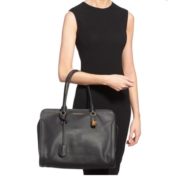 Alexander McQueen Large Skull Padlock Zip Around Tote Bag / Satchel in Black - Picture 3 of 17